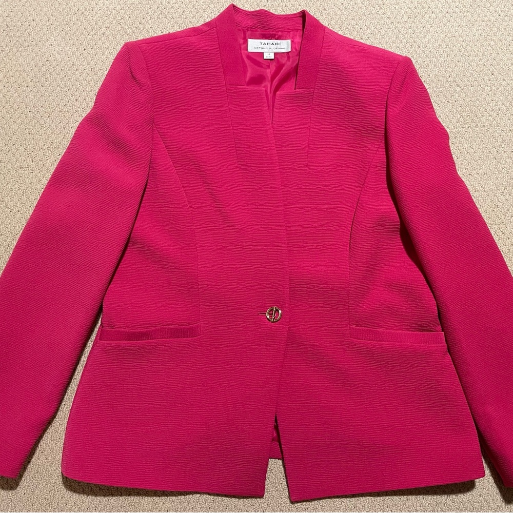 Tahari blazer pink